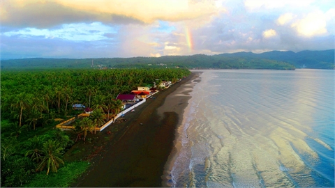 Kabilang Ibayo Beach